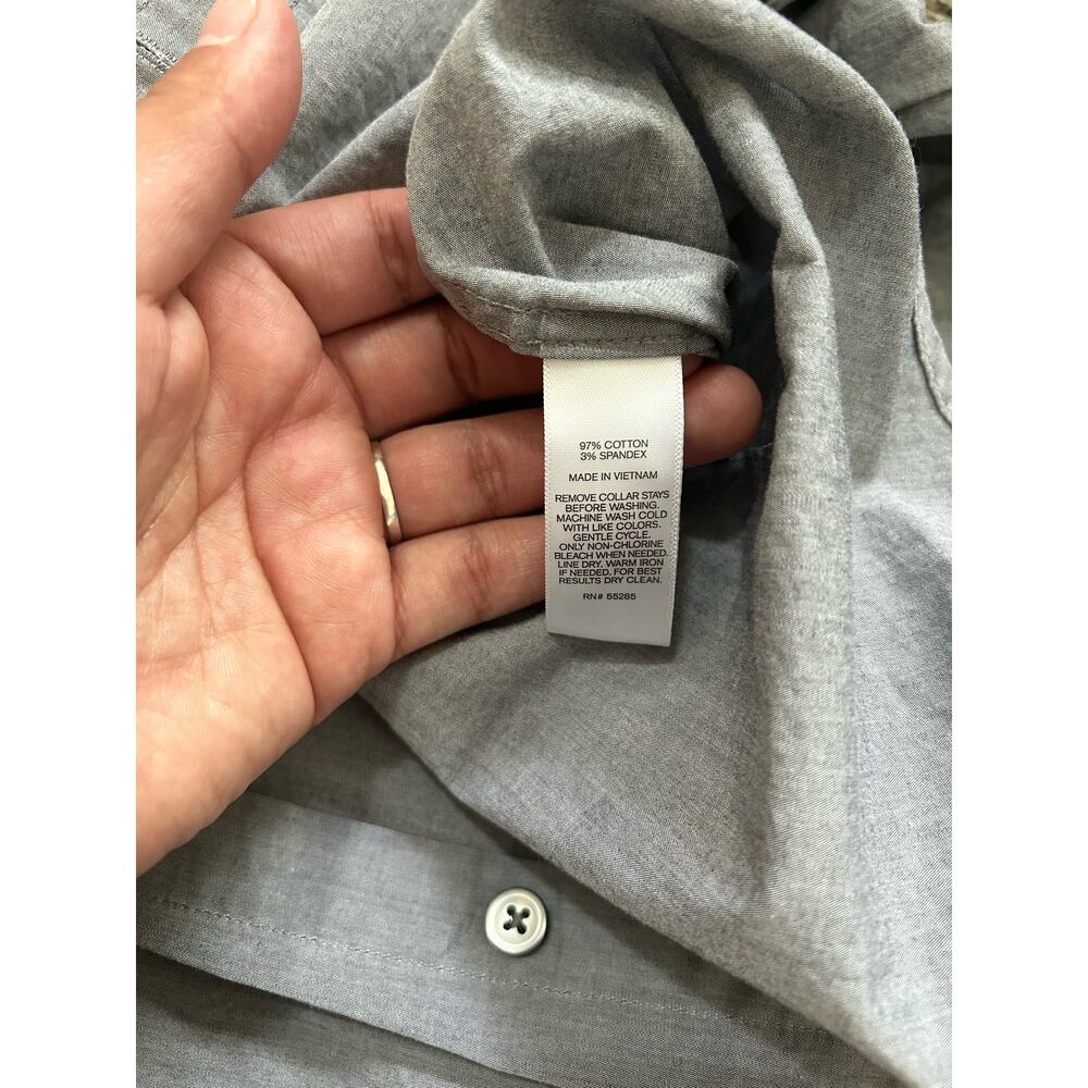 Bundle of 3 Express Fitted Button Up Shirts 1 NWT Size Medium 15 - 15 1/2 - Picture 8 of 10